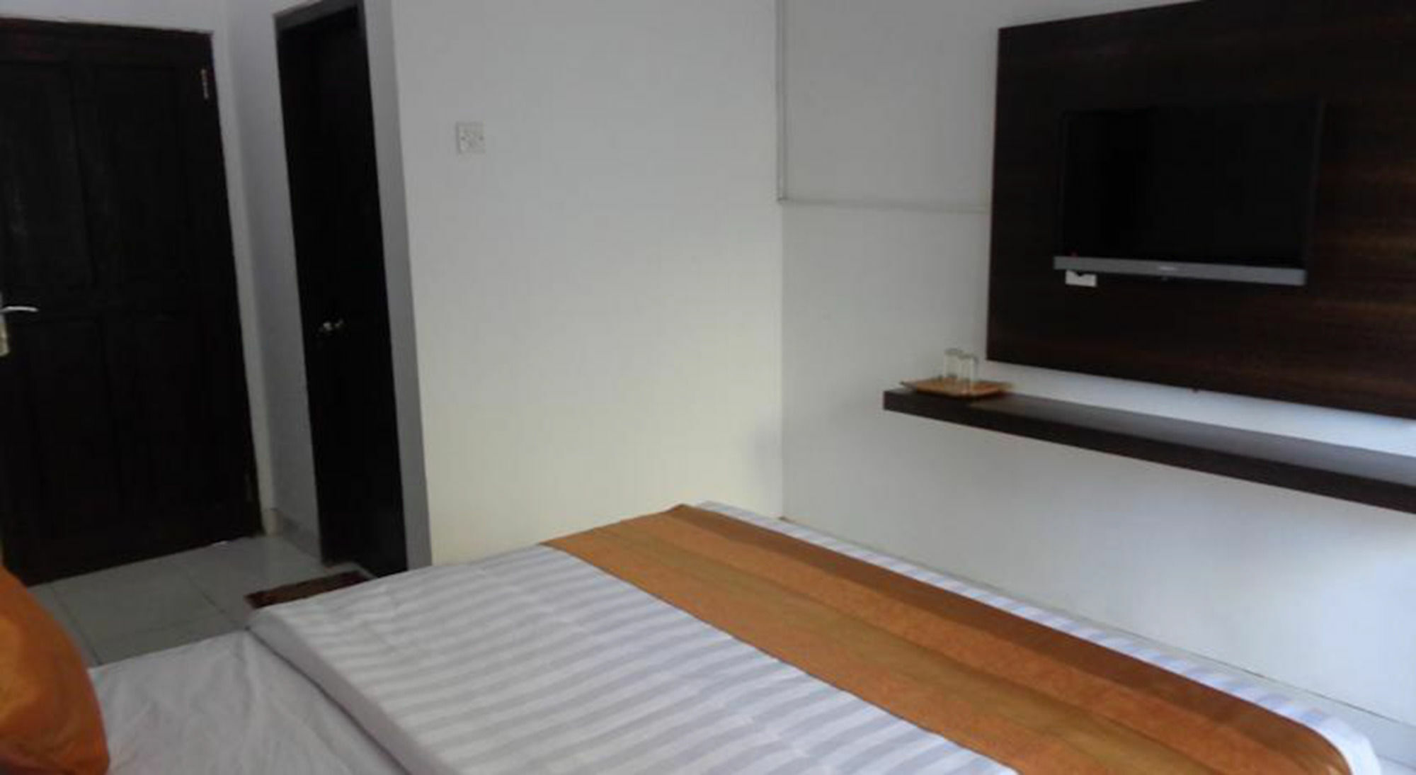 Bakung Sunset Hotel กูตา ภายนอก รูปภาพ