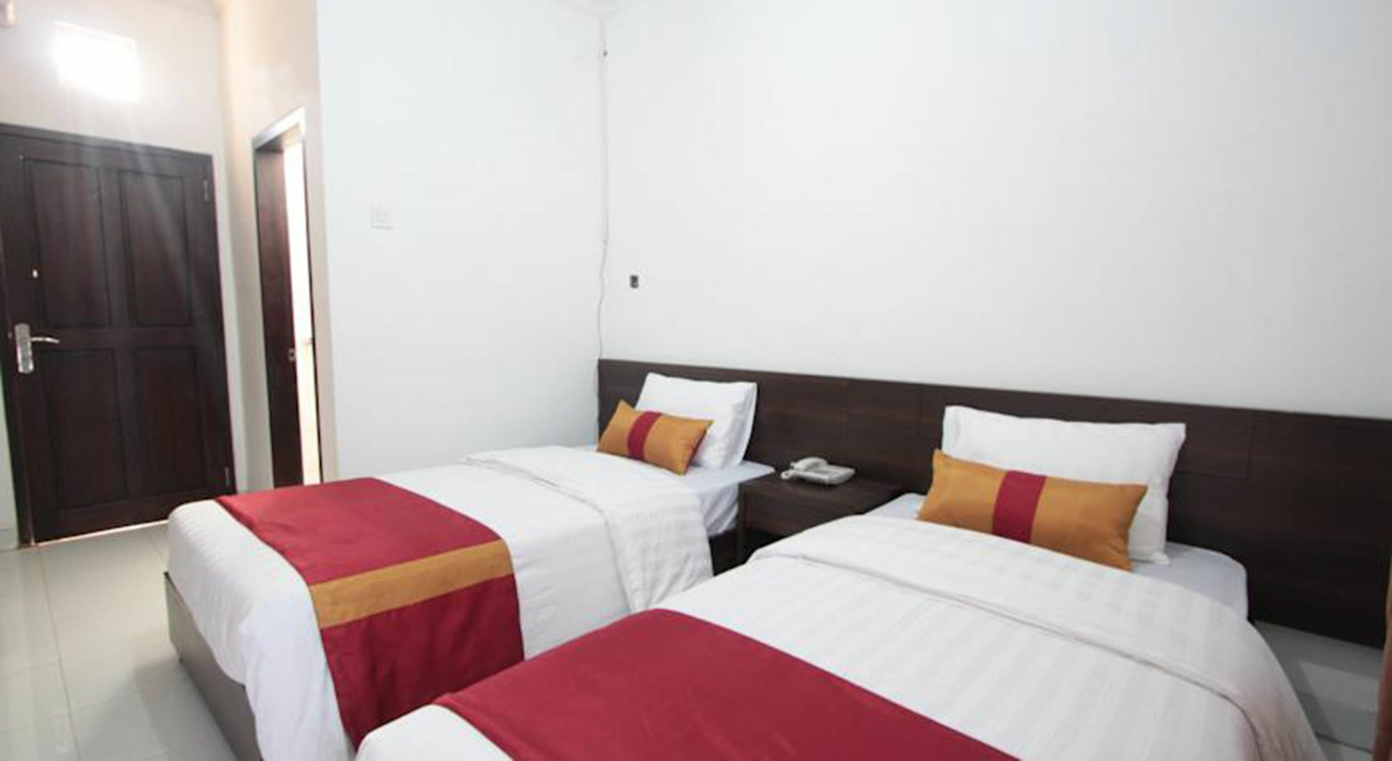 Bakung Sunset Hotel กูตา ภายนอก รูปภาพ