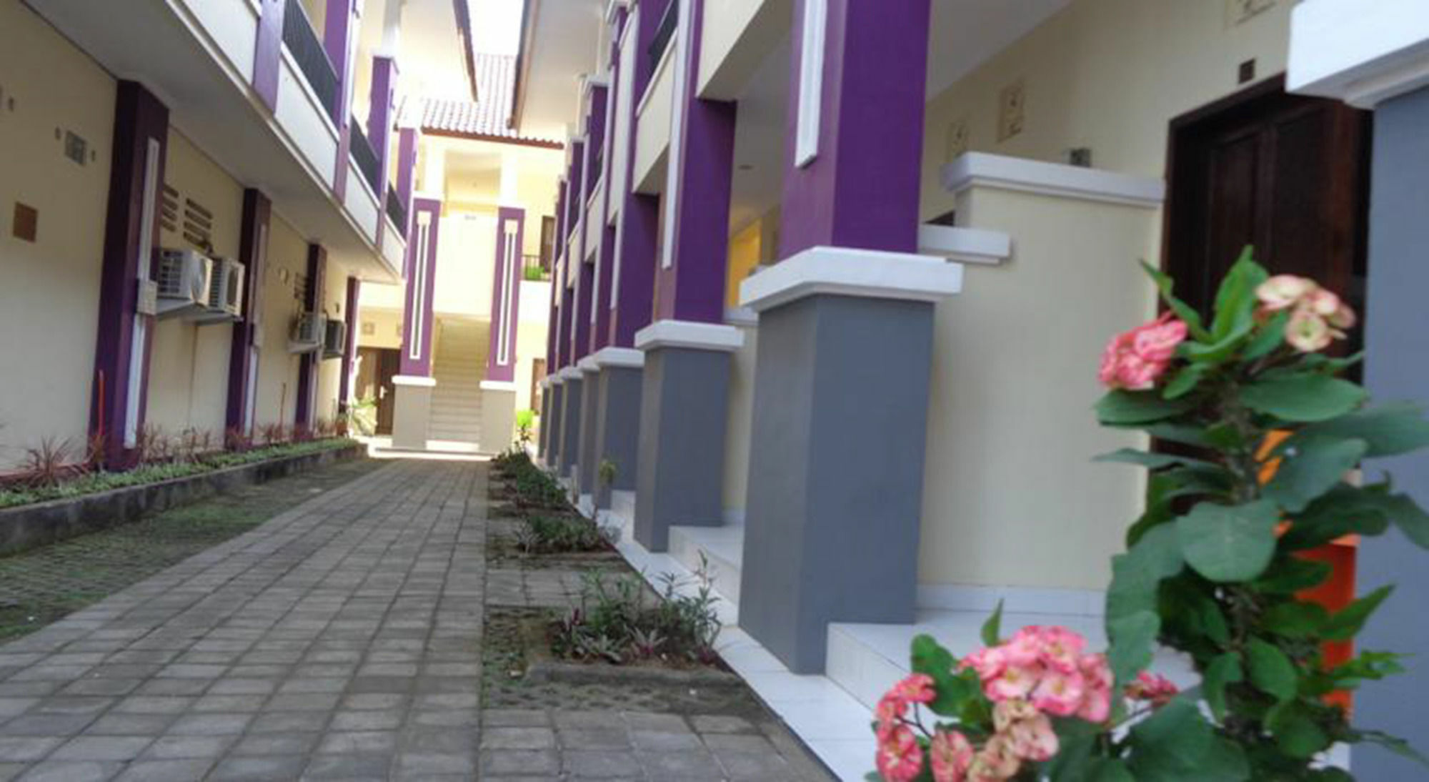 Bakung Sunset Hotel กูตา ภายนอก รูปภาพ